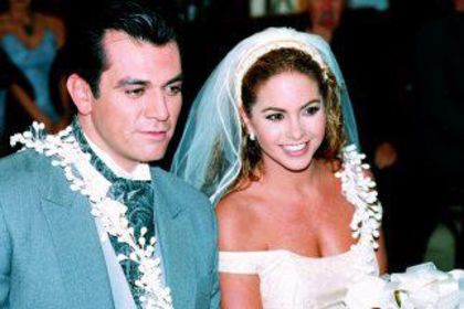 420566_371057892915857_2022536827_n