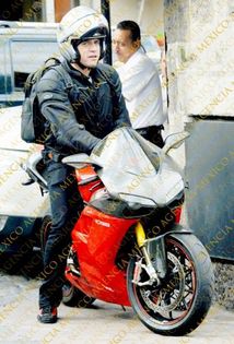 547677_453462634675382_1272603028_n