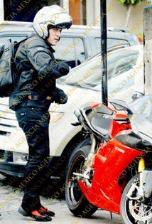 557518_453462924675353_1235035210_n