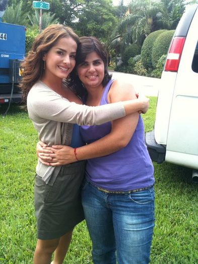 68142_488633489695_6532367_n - Danna Garcia
