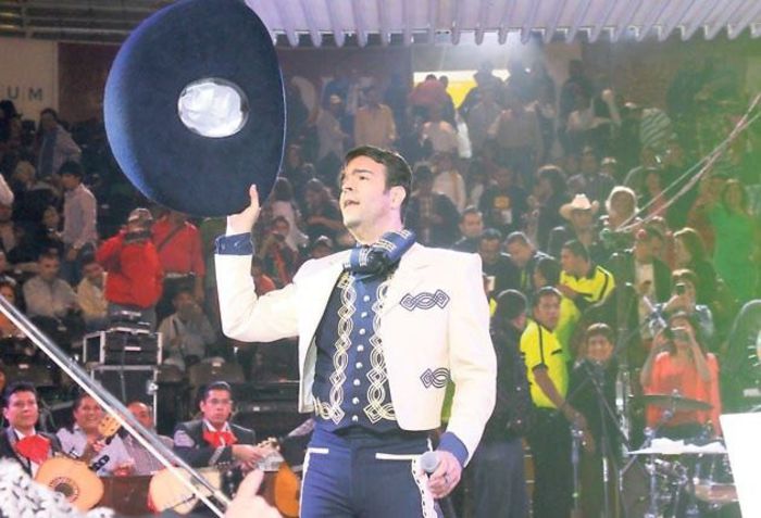 600420_498801690176407_448933393_n