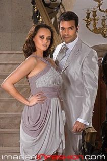 312310_469325359790707_104189420_n