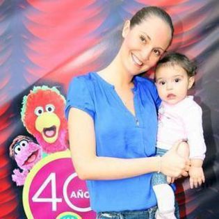 481603_476859632370613_1468023204_n