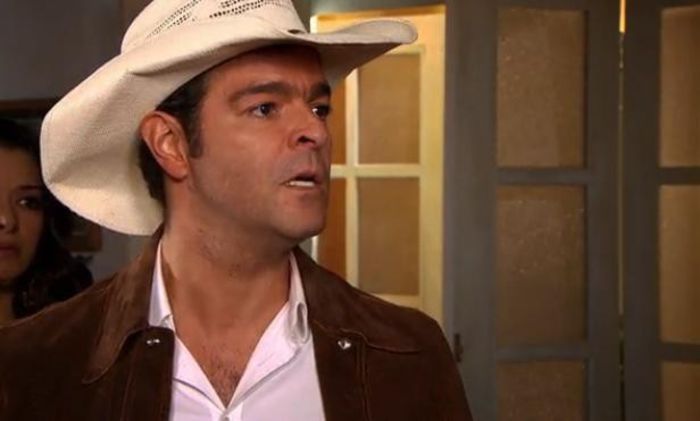 69269_485273968195846_1380276186_n - Pablo Montero