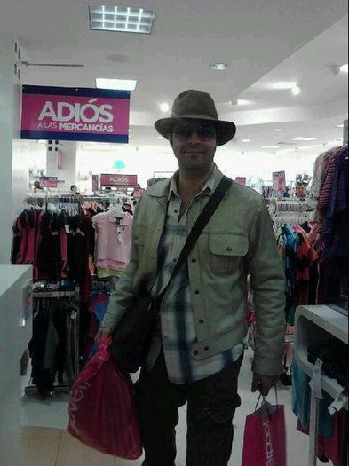 479722_458978087492101_278340636_n