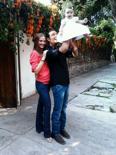 28018_431904406866136_1045802894_n