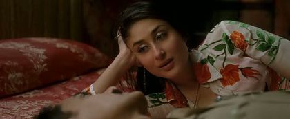 VLCsnap-00048 - Kareena Kapoor 2