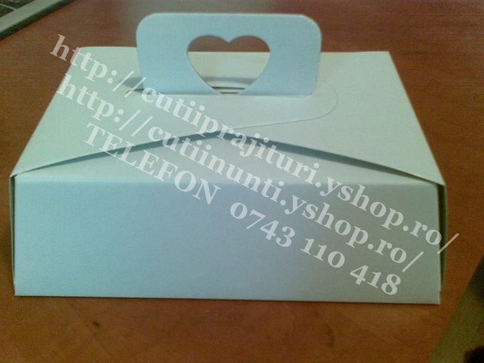 cutii nunti albe  15x22 450gr