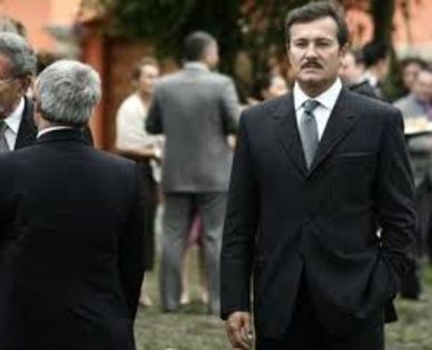 images (63) - Arturo Peniche