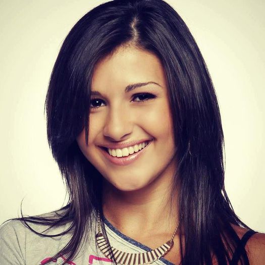 67464_323144994451640_580209235_n - 00 Alina Eremia 00