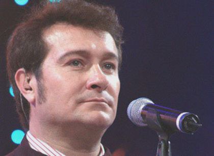 25560_108636789178101_5041510_n - Arturo Peniche