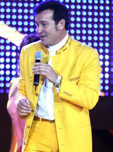 25560_108638185844628_529704_n