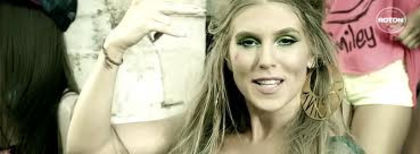 tyggojh - poze cu corina