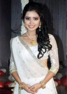 87685770_KEGUEJK3 - asha negi