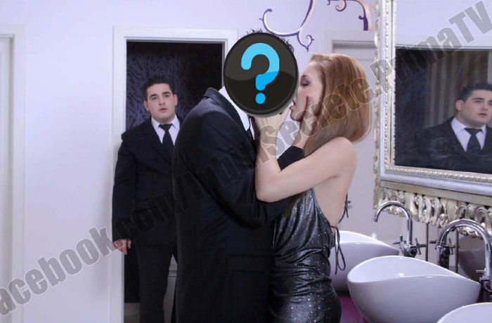 66853_561134867260758_1422359496_n