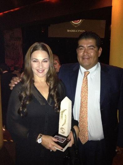 281511_544635305550764_368664531_n