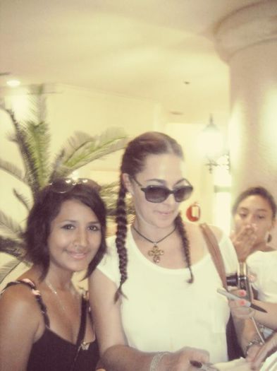 523114_522054457808849_1301355439_n