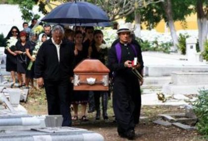 603506_504959912851637_1933871479_n