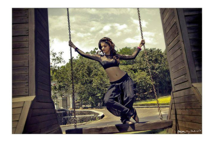 522578_521585174550316_915784516_n