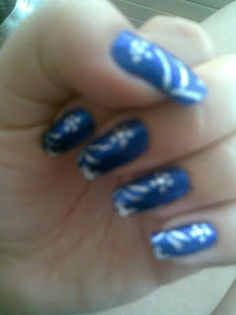 Manechiura albastra-model