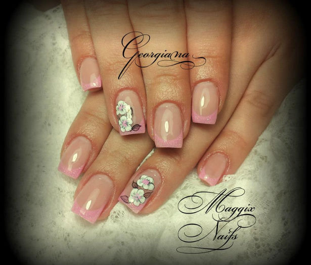 408731_520554761315621_938093042_n