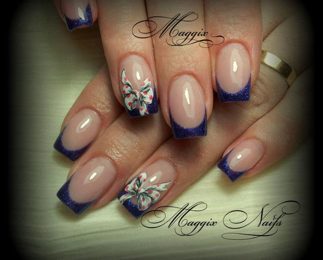 299155_513656708672093_1729379009_n