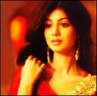 81333472_DMISJKQ - ayesha takia