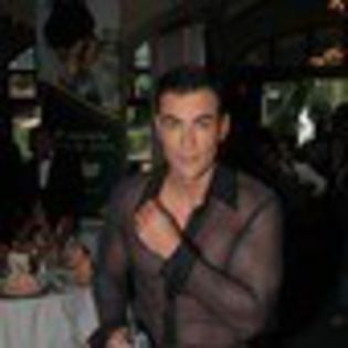 david-zepeda-353887l-thumbnail_gallery