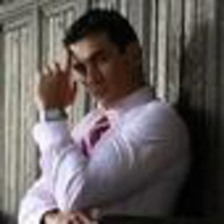 david-zepeda-726476l-thumbnail_gallery - David Zepeda