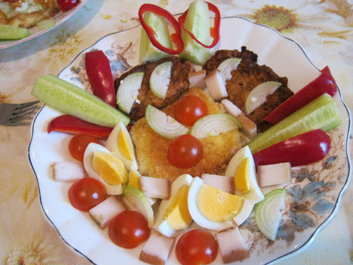 Snitel de porc,cas pane