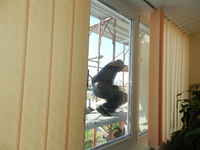 DUPA CARE,SE ARUNCA IN GOL:)))