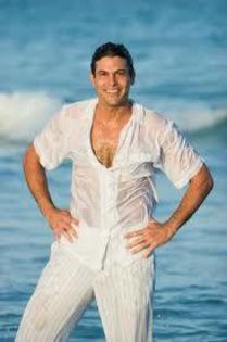 420350_101891843330901_1085711887_n