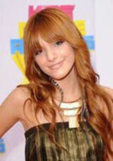 86992084_WIRNLRB - poze cu bella thorne