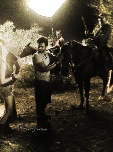 44798_571659382868419_775730759_n