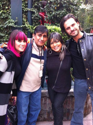 537161_436792749738063_1111554885_n