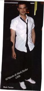 378894_210395122373237_440584259_n