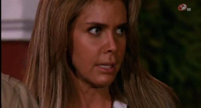 282847_320722234683274_358726385_n