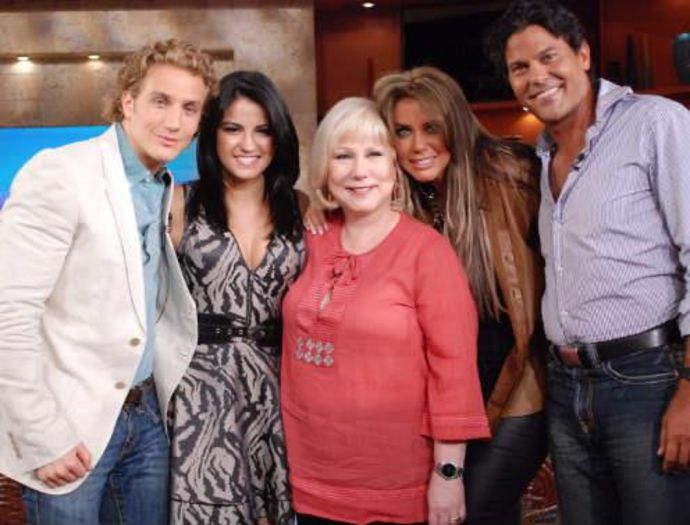 314789_148429661912533_840105_n