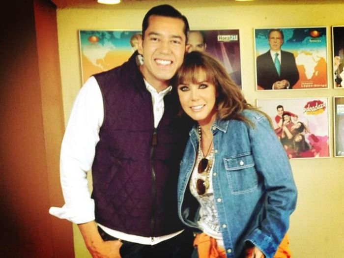 269217_558410507526035_1553962102_n