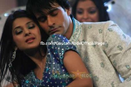 580621_574411199243584_1705318307_n