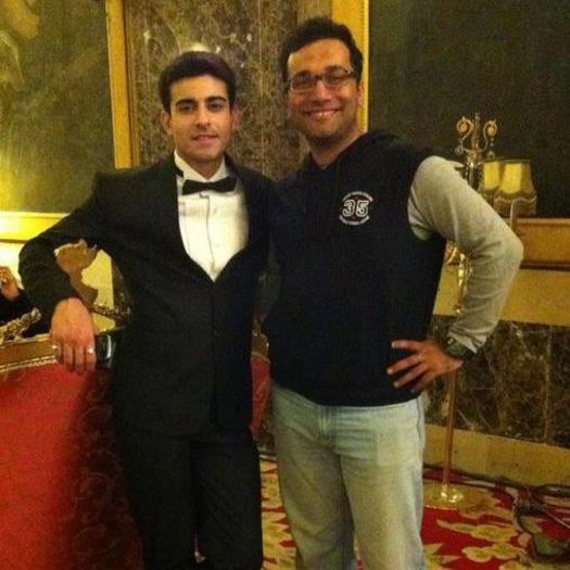 602953_579496665401704_2032189442_n