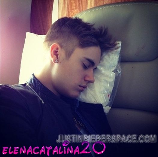 *se pune in pat si adoarme si el* - lll --- Partea 1 --- lll