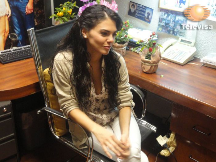 livia-brito-en-el-chat-de-televisac_DSC07707-cbe2c8ec-c03d-102f-a89e-0019b9d5c8df