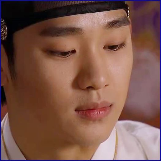 11 - 8x - Moon embraces the Sun - x8