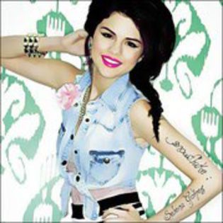 34314016_NUXKYZYVY - poze cu selena gomez