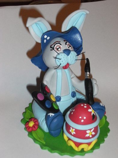 iepurila pitoras 002 - Figurine fimo