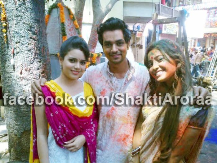 18 - Asha Negi 2