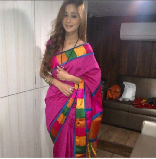 8 - sara khan23