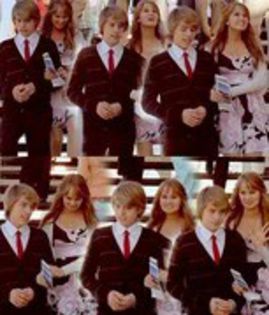 52993741_IANHWTO2 - jessie