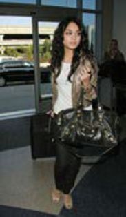 NIABAFKWMLWEKSHLQTA - vanessa hudgens